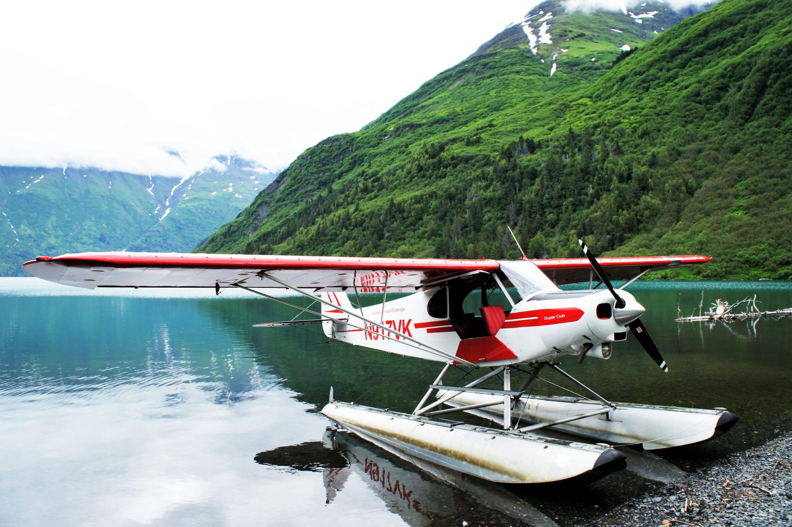 Floatplane Heaven - Lost Lake